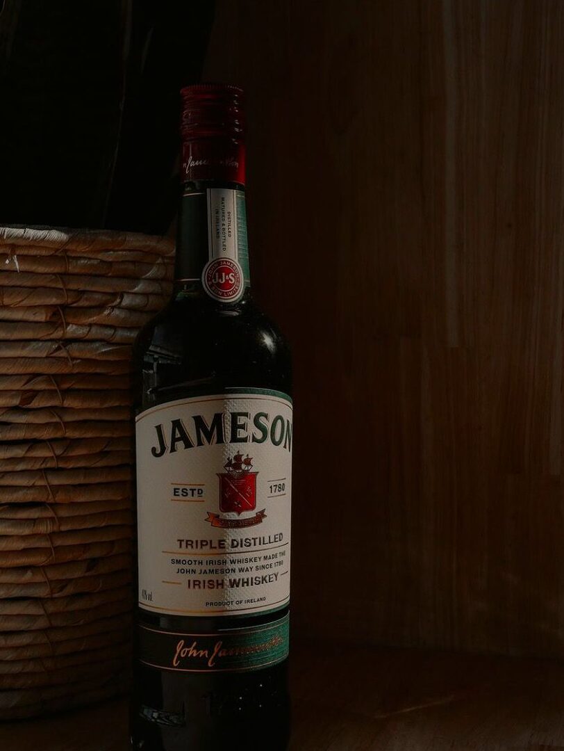 Jameson trabaja con Cillian Murphy en una nueva campaña de whisky irlandés